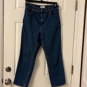 A&F Ankle Straight ultra high rise straight jeans size 8 curve love